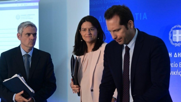 Η Κυβέρνηση φέρνει 13ωρη εργασία & 48ωρες προσλήψεις 