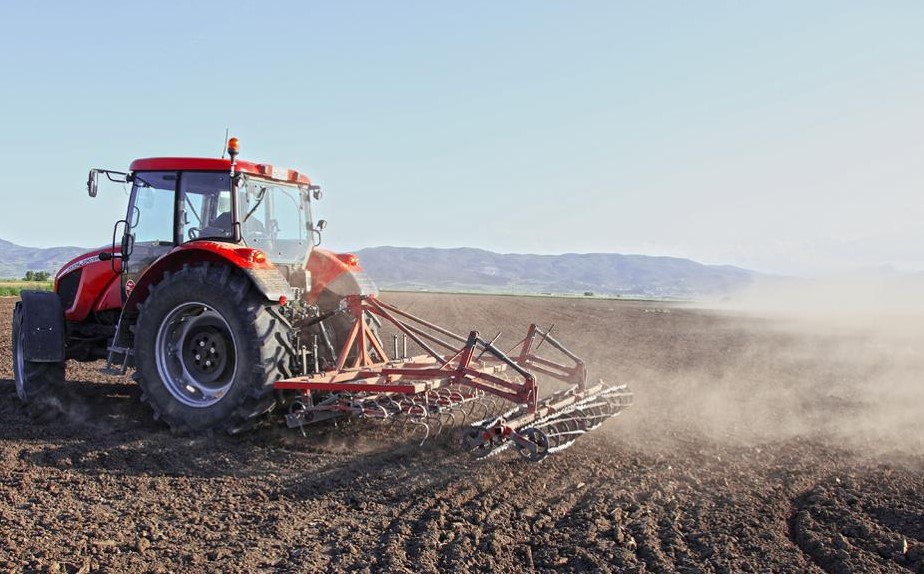 Επιδοτήσεις για αγορά γής, μηχανημάτων, ΑΠΕ, Δένδρων με προϋπολογισμό 100 εκ €