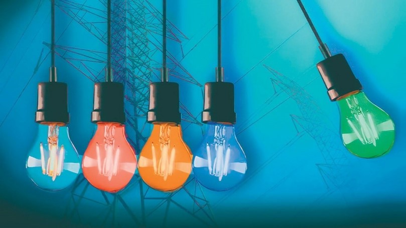 Ρεύμα: Αλλαγές στα τιμολόγια το Γενάρη του 2025 λόγω ΕΕ